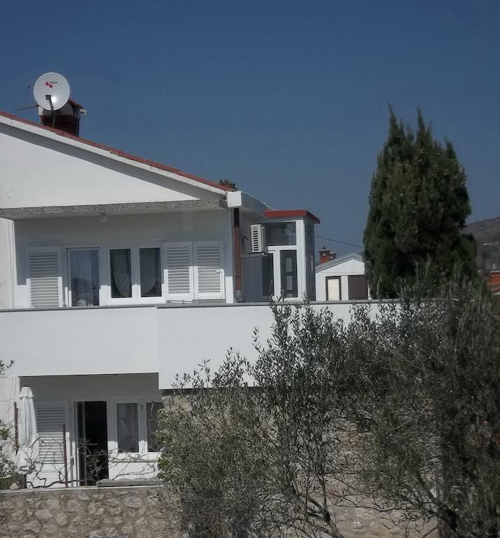 Apartments Relax Punat Oda fotoğraf